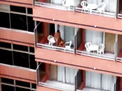 Підліток Аллі Ніколь і мачуха Ванесса порно відео короткі Кейдж жорстко трахаються