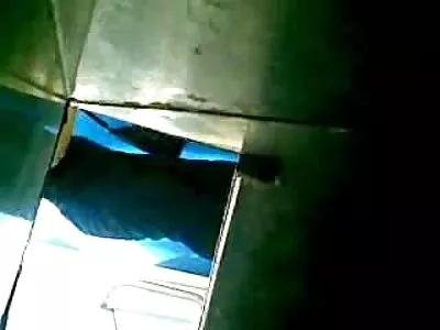 Ребекка Лав з великою відео ххх дупою і сиськами розважається зі своєю кицькою