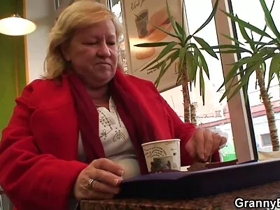 Блондинку порно фільми перегляд повію трахнули ззаду