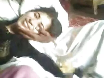 Струнка красуня завжди готова до онлайн порно відео сексу