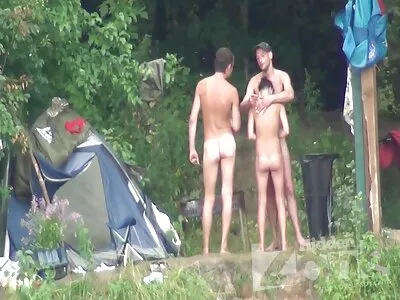 Брюнетка секс відео в школе на високих підборах отримує удар