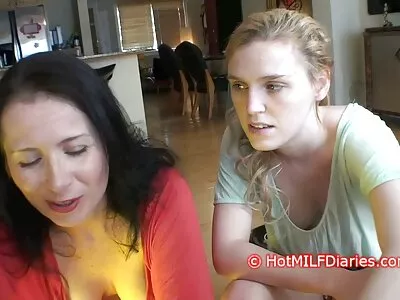 Каміла Кано широко розставила порно ххх відео ноги для жорсткого члена