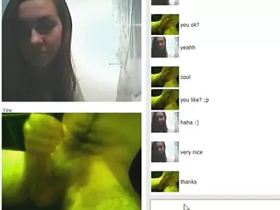 Чорна старлетка Джаззі Джеймісон дає голову і порно відео прихована камера як слід трахається в ліжку