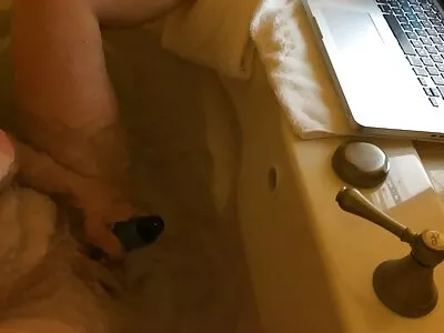 Татуйована Хоні скачати секс відео жорстко сквиртуе в робочий час