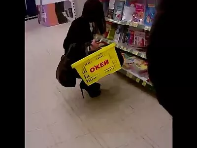 Велика дупа брюнетки задовольняє свого коханця скачати безкоштовно відео порно