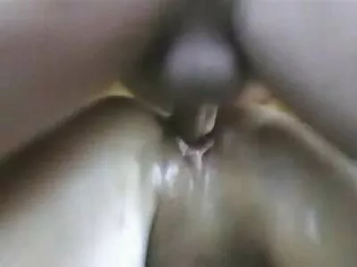 Райлі Рід обслуговує масивний чорний шлонг на польське порно фільми відкритому повітрі